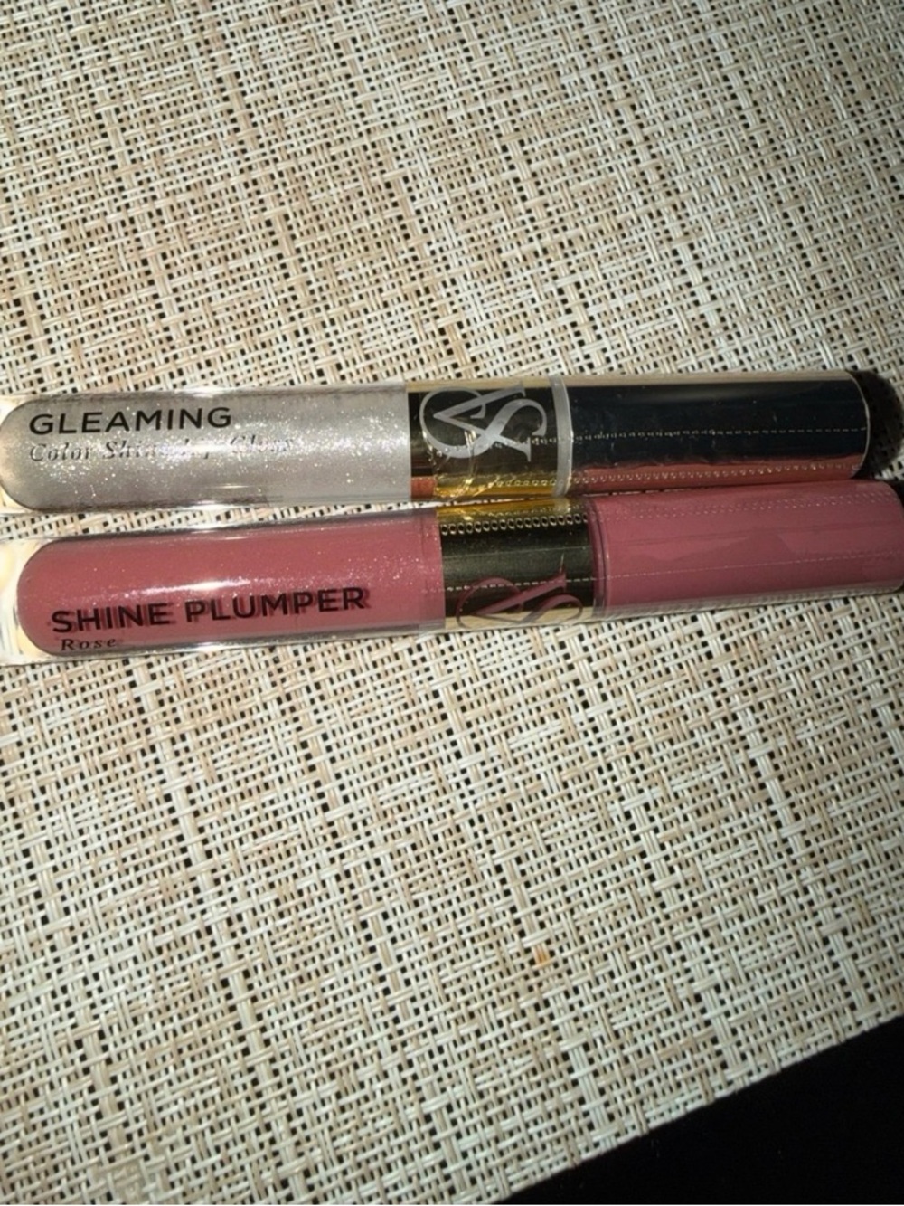 Victoria's Secret Gleaming Silver & Shine Plumper Rose Lip Duo